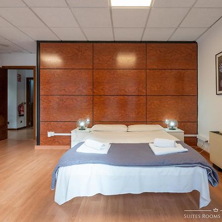 Suites Rooms Valencia Exteriör bild